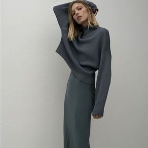 Zara Oversized Knit Sweater. Blue/grey, size S